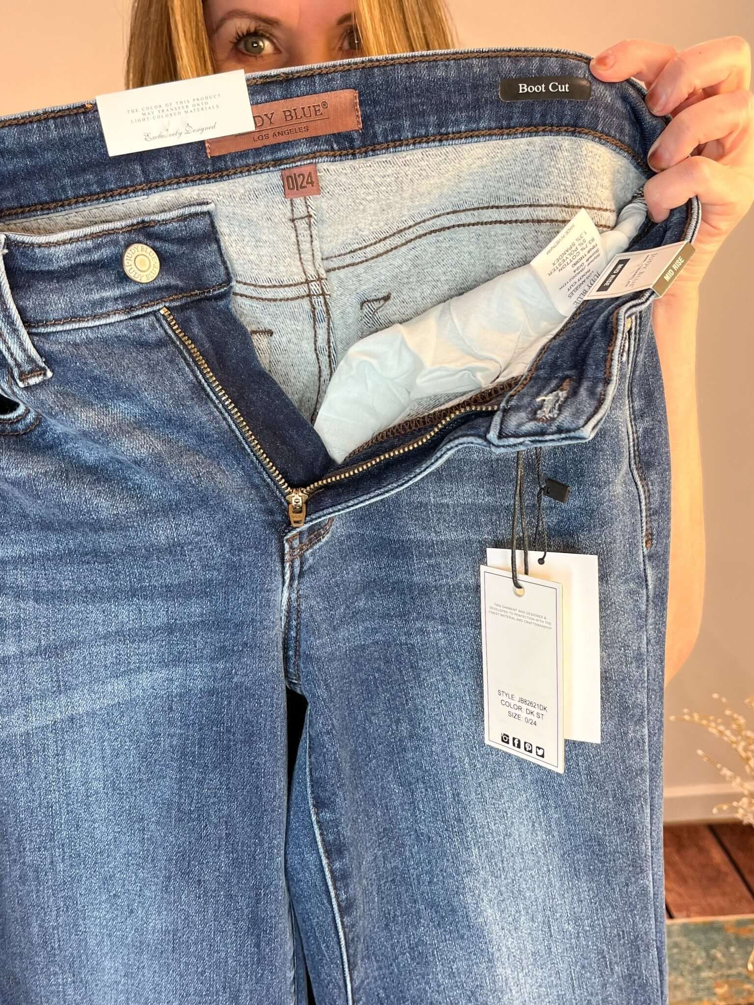 Judy Blue Mid - Rise Thermal Bootcut Jean - Lavender Hills BeautyJudy Blue82621REG - DK - 0(24)