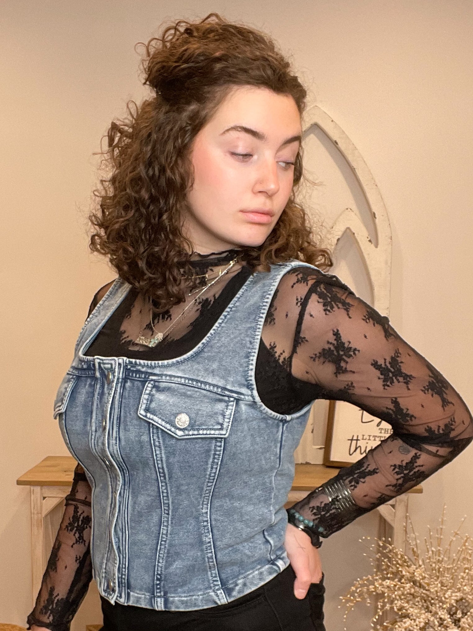 Almost Denim Sleeveless Comfort Vest Top - Lavender Hills BeautyWhite BirchT10828XL - BLU - S