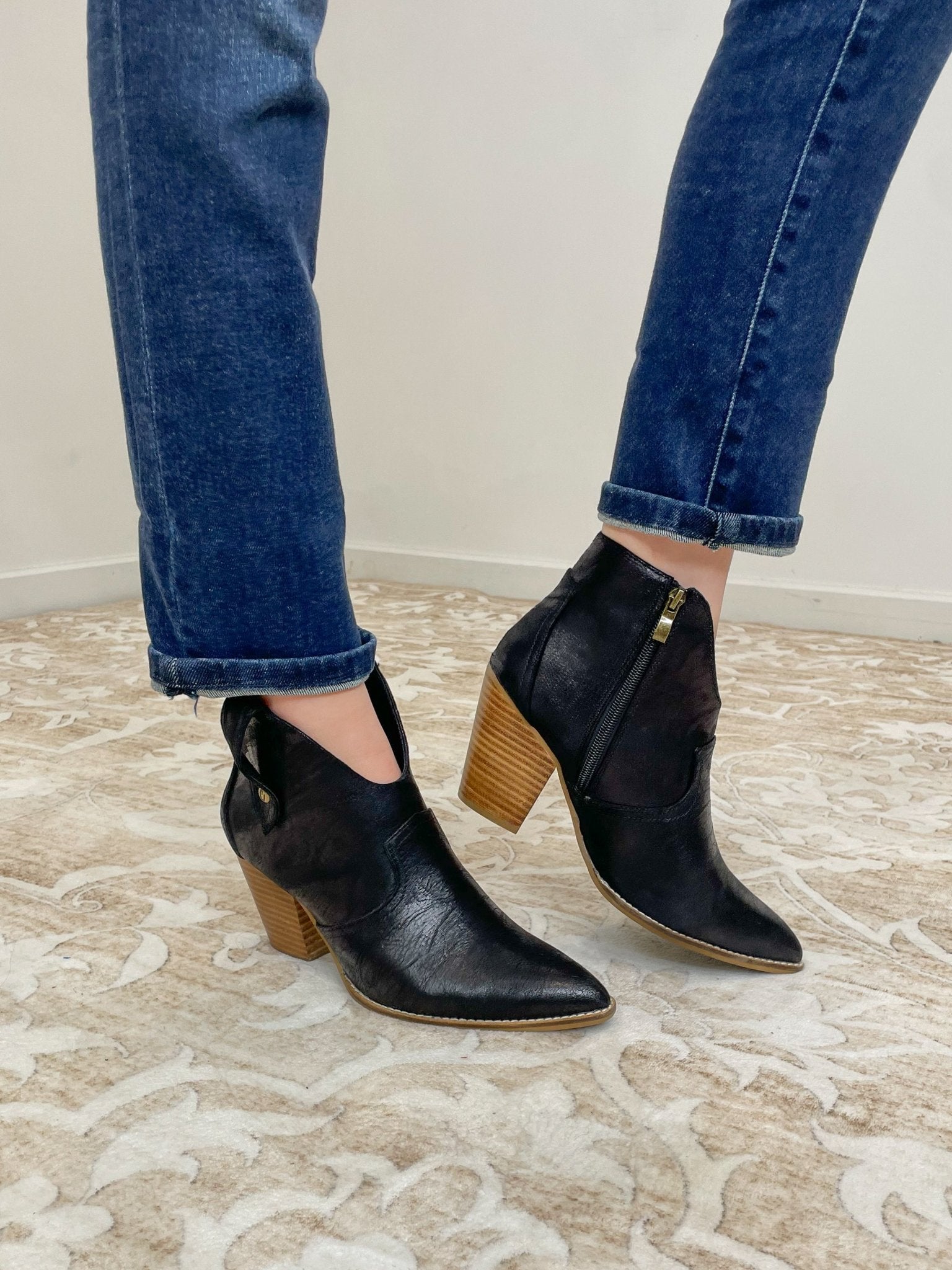 Corkys Footwear Bar Hoppin Bootie - Black - Lavender Hills BeautyCorkys Footwear80 - 0253 - BLCK - 6