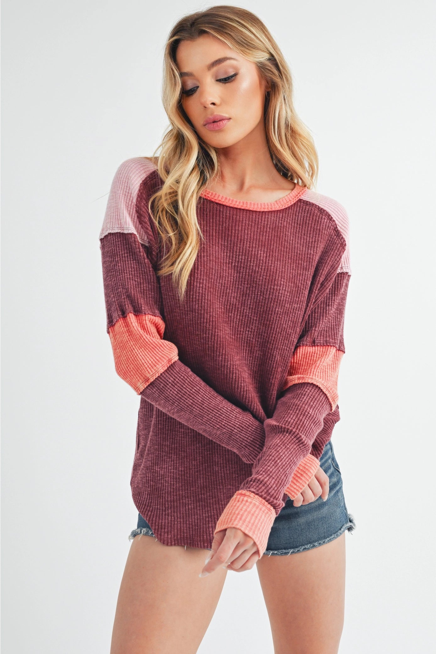 Blush & Brick Colorblock Long Sleeve Pullover Top - Lavender Hills BeautyAMEI & CO8327EK - BUR - S