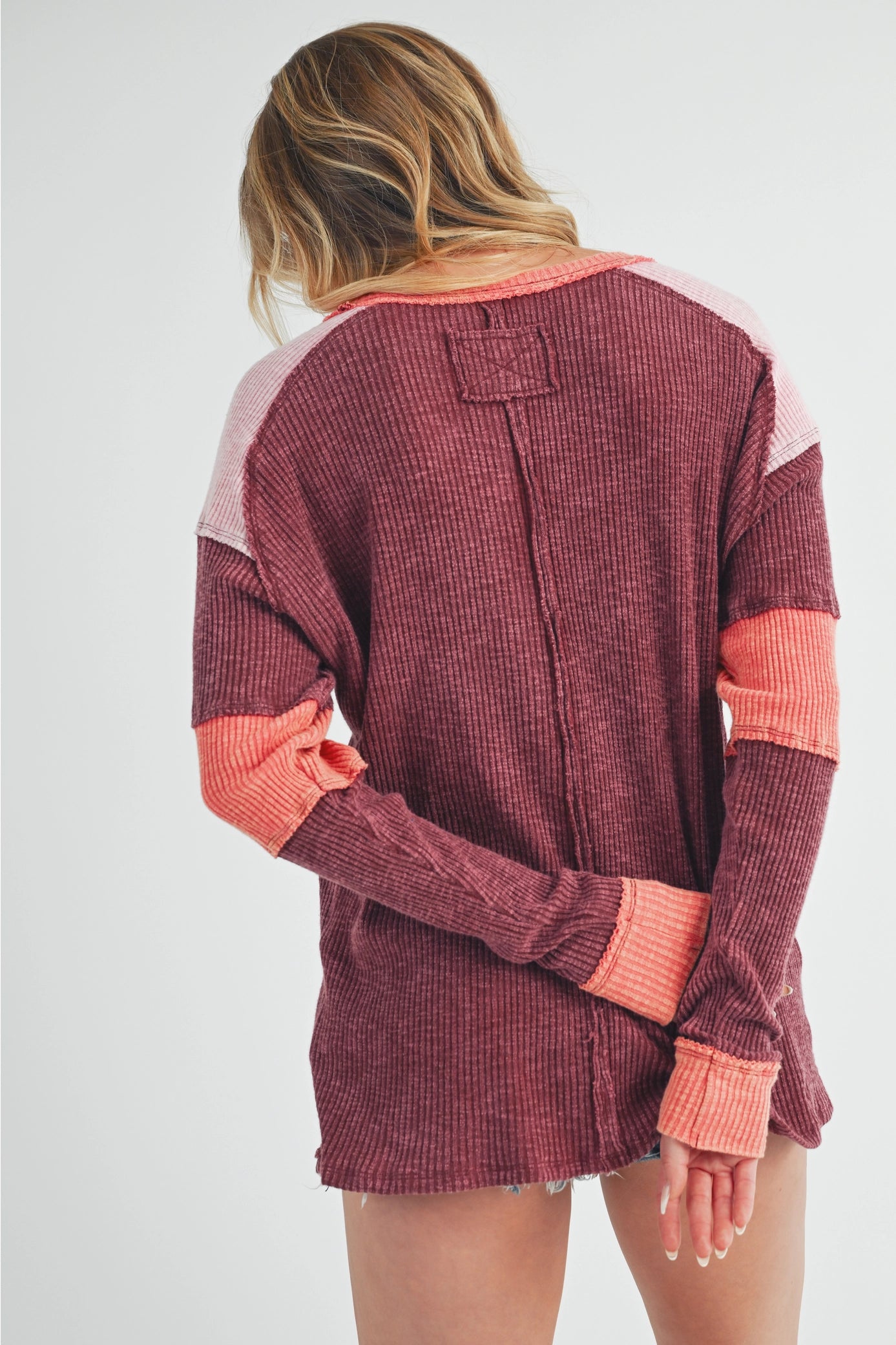 Blush & Brick Colorblock Long Sleeve Pullover Top - Lavender Hills BeautyAMEI & CO8327EK - BUR - S