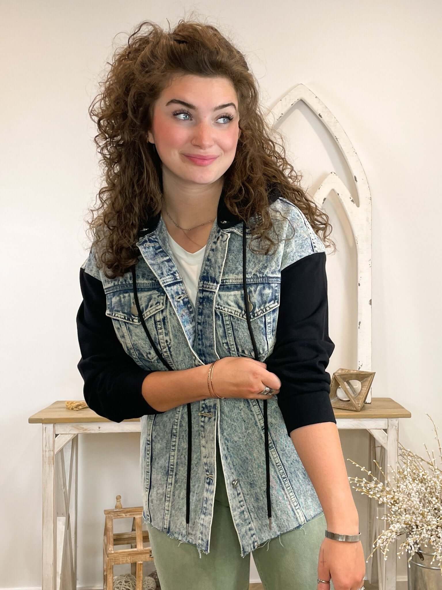 Contrast Hooded Denim Jacket - Lavender Hills BeautyFirst LoveIT1116 - S