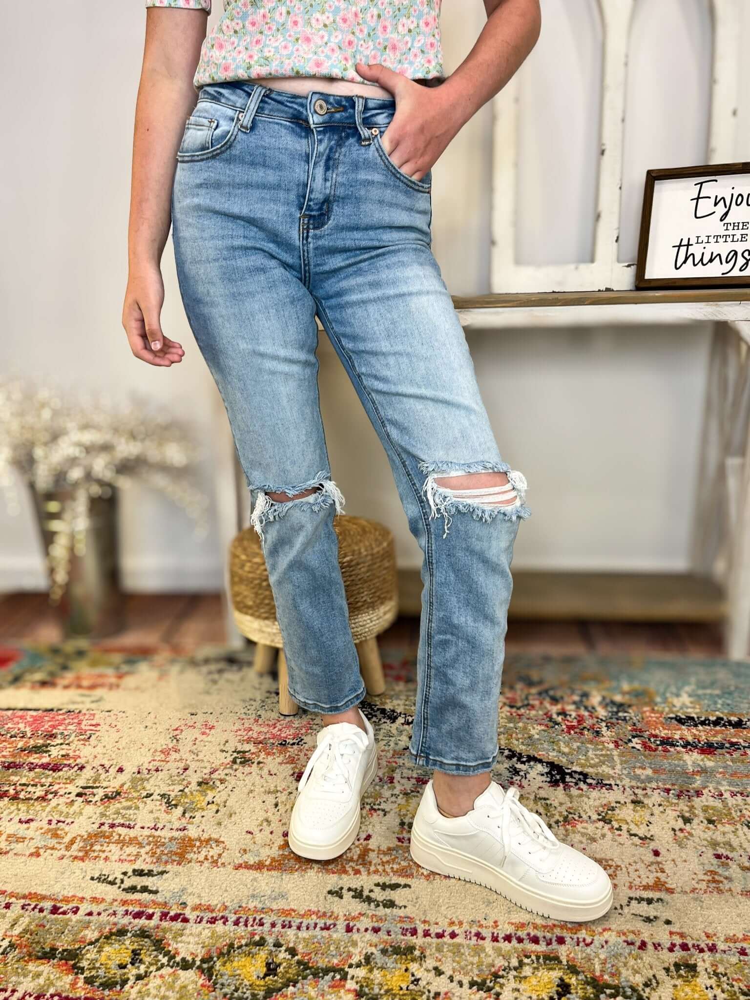 Distressed Straight Crop Jean - Lavender Hills BeautyZenanaDHP - 9505MM - 25