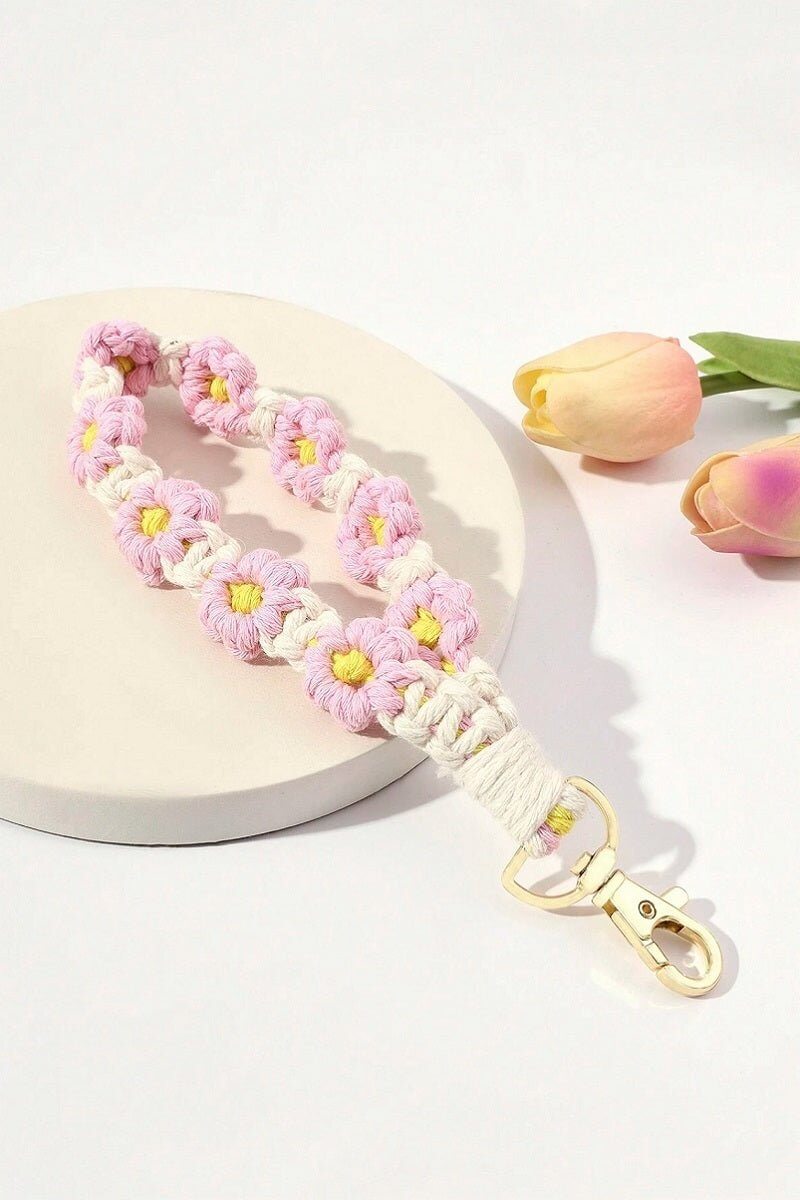 Daisy Flower Macrame Keychain - Lavender Hills BeautyZenanaU - 601 - DRSE