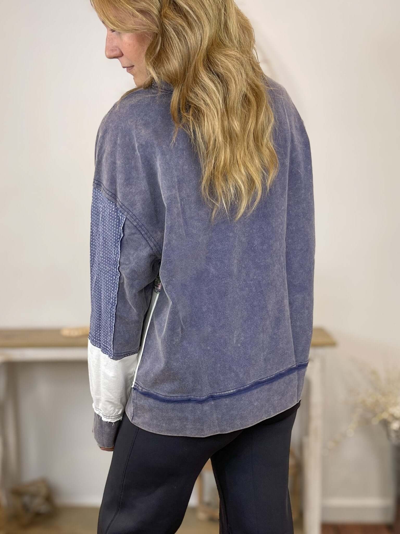 Indigo Patchwork Crewneck Sweatshirt - Lavender Hills BeautyWhite BirchT10586XL - S