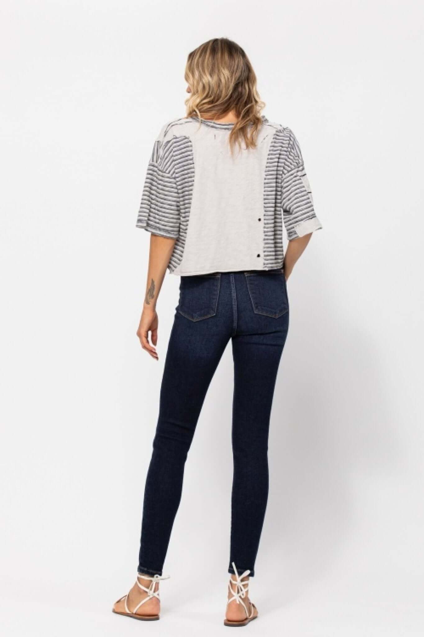 Judy Blue Classic Dark Wash High Rise Skinny Jeans - Lavender Hills BeautyJudy Blue82253REG - DK - 0(24)