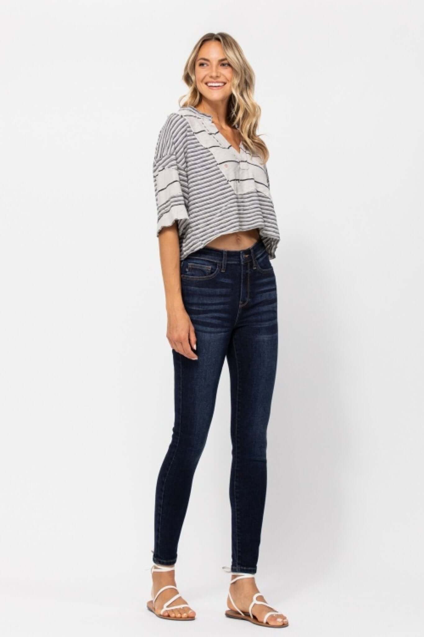 Judy Blue Classic Dark Wash High Rise Skinny Jeans - Lavender Hills BeautyJudy Blue82253REG - DK - 0(24)