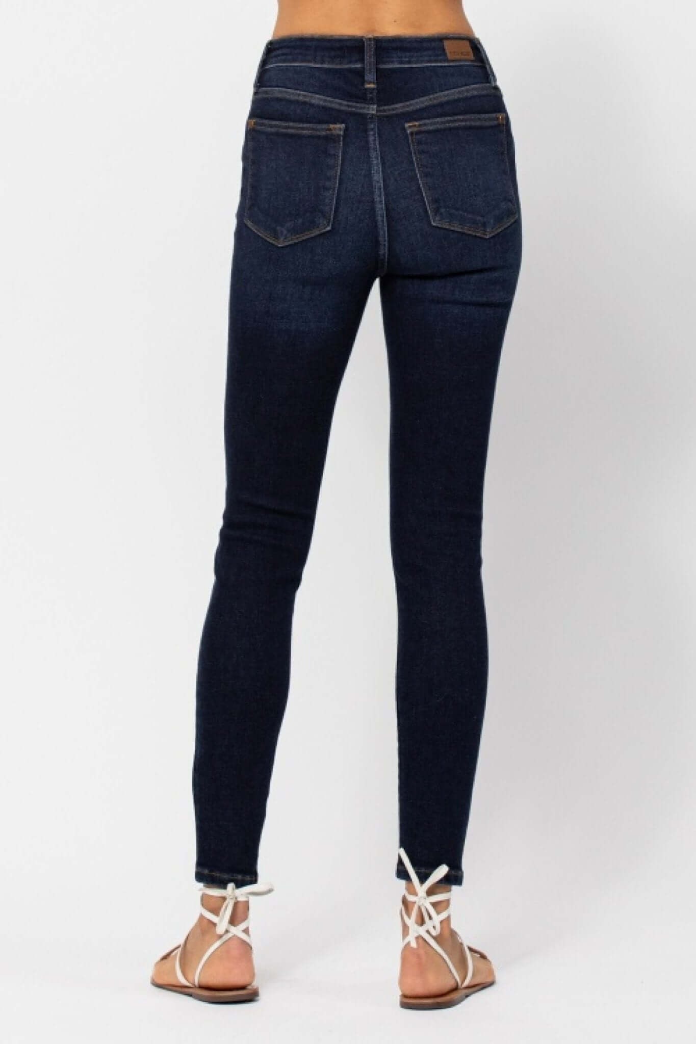 Judy Blue Classic Dark Wash High Rise Skinny Jeans - Lavender Hills BeautyJudy Blue82253REG - DK - 0(24)