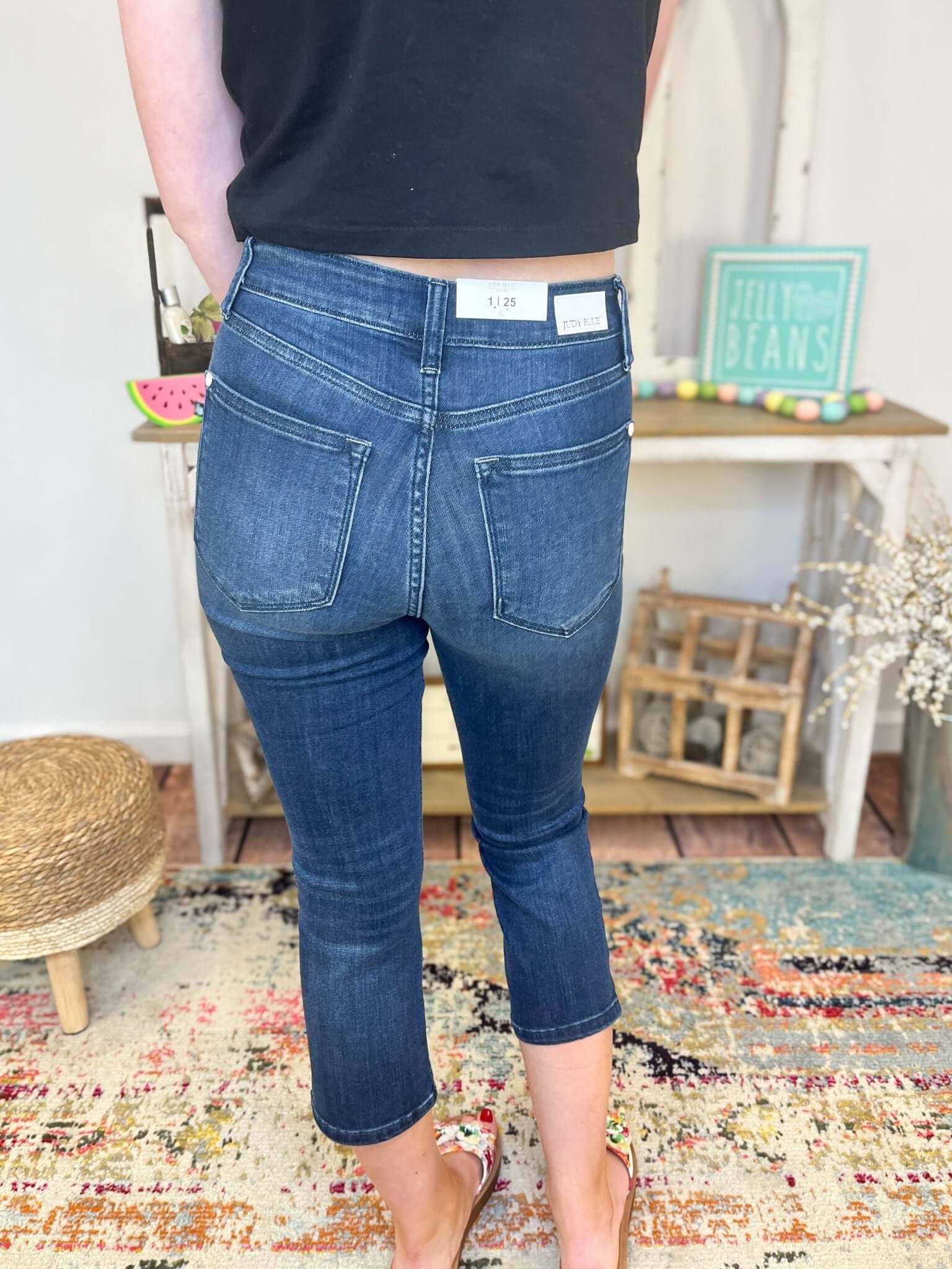 Judy Blue Dark Wash Skinny Fit Capri with Side Slit - Lavender Hills BeautyJudy Blue72120REG - DK - 1(25)