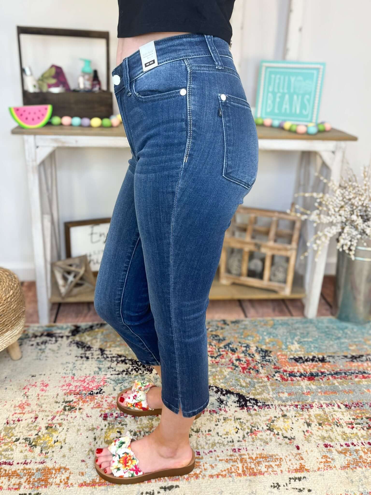 Judy Blue Dark Wash Skinny Fit Capri with Side Slit - Lavender Hills BeautyJudy Blue72120REG - DK - 1(25)