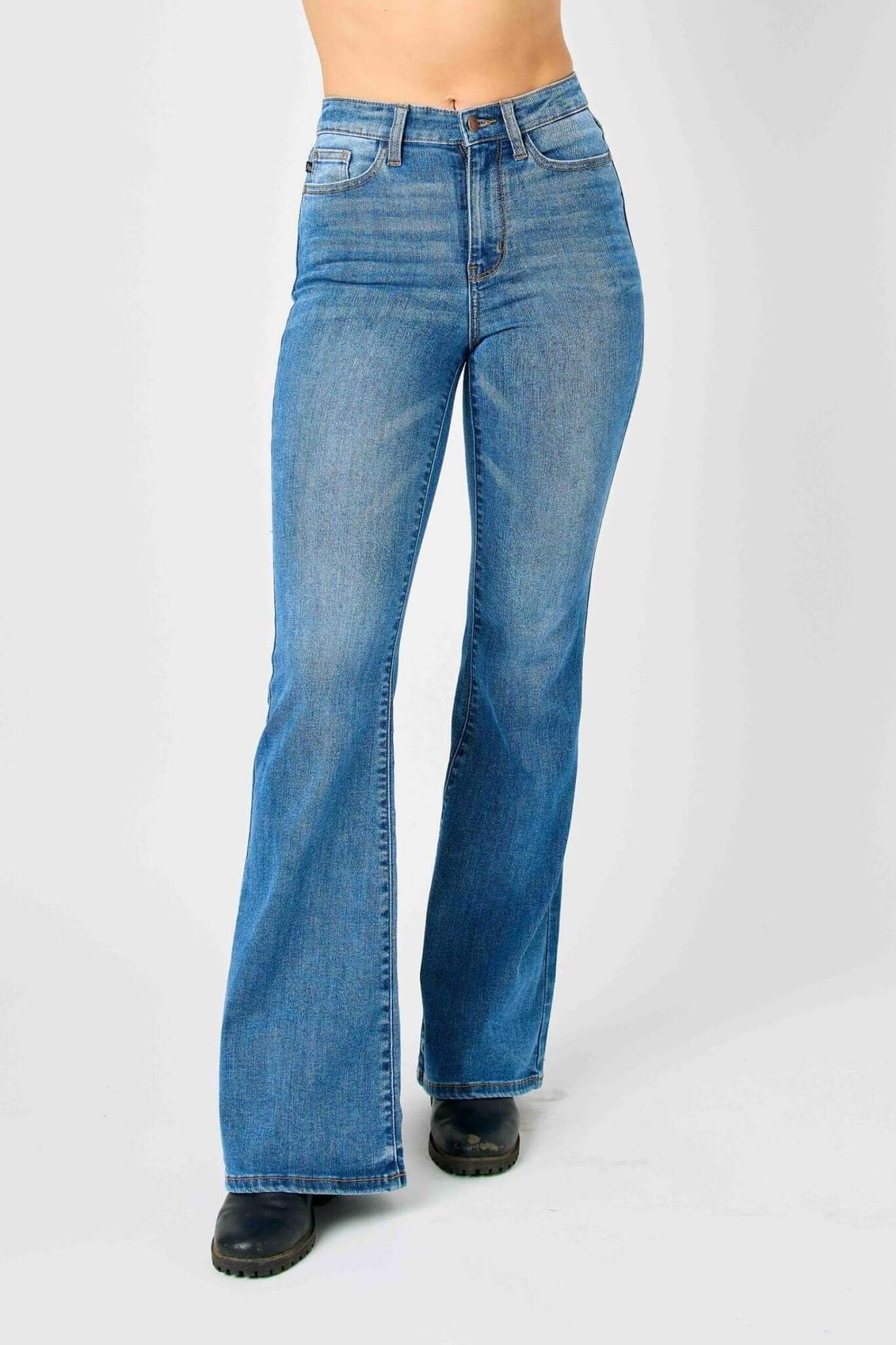 Judy Blue Harlow High Rise Mini Flare Jean - Lavender Hills BeautyJudy Blue82588REG - 03