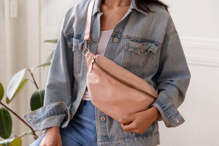 Holographic Sling Belt Bag - Lavender Hills BeautyJoy SusanL8226-44