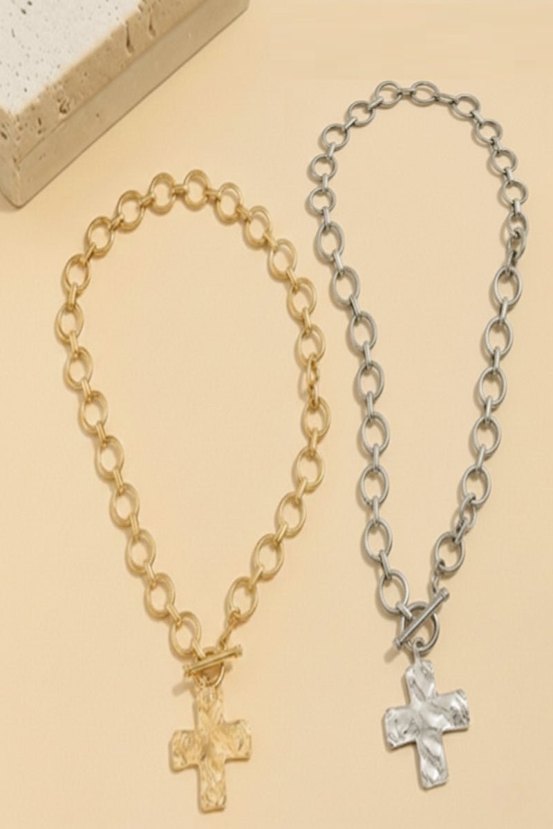 Notable Hammered Cross Front Toggle Necklace - Lavender Hills BeautyZenanaU-611-GLD