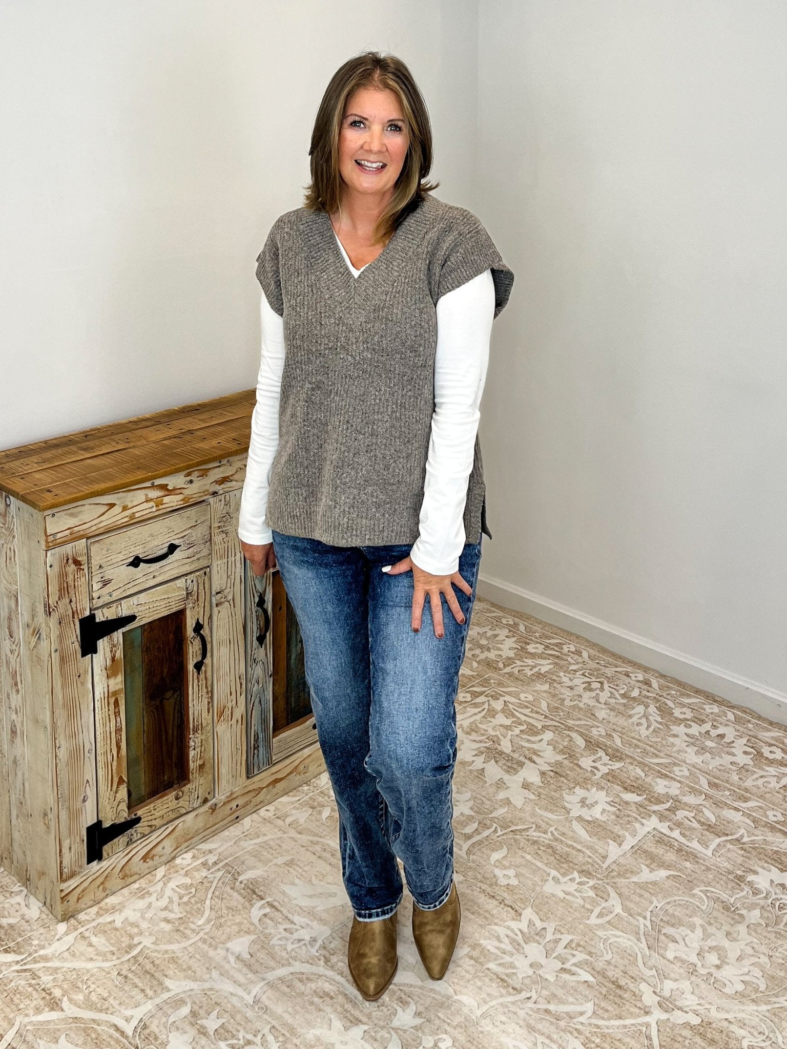 V - Neck Short Sleeve Sweater Vest Top - Mocha - Lavender Hills BeautyZenanaTW - 2582Y - MCH - S