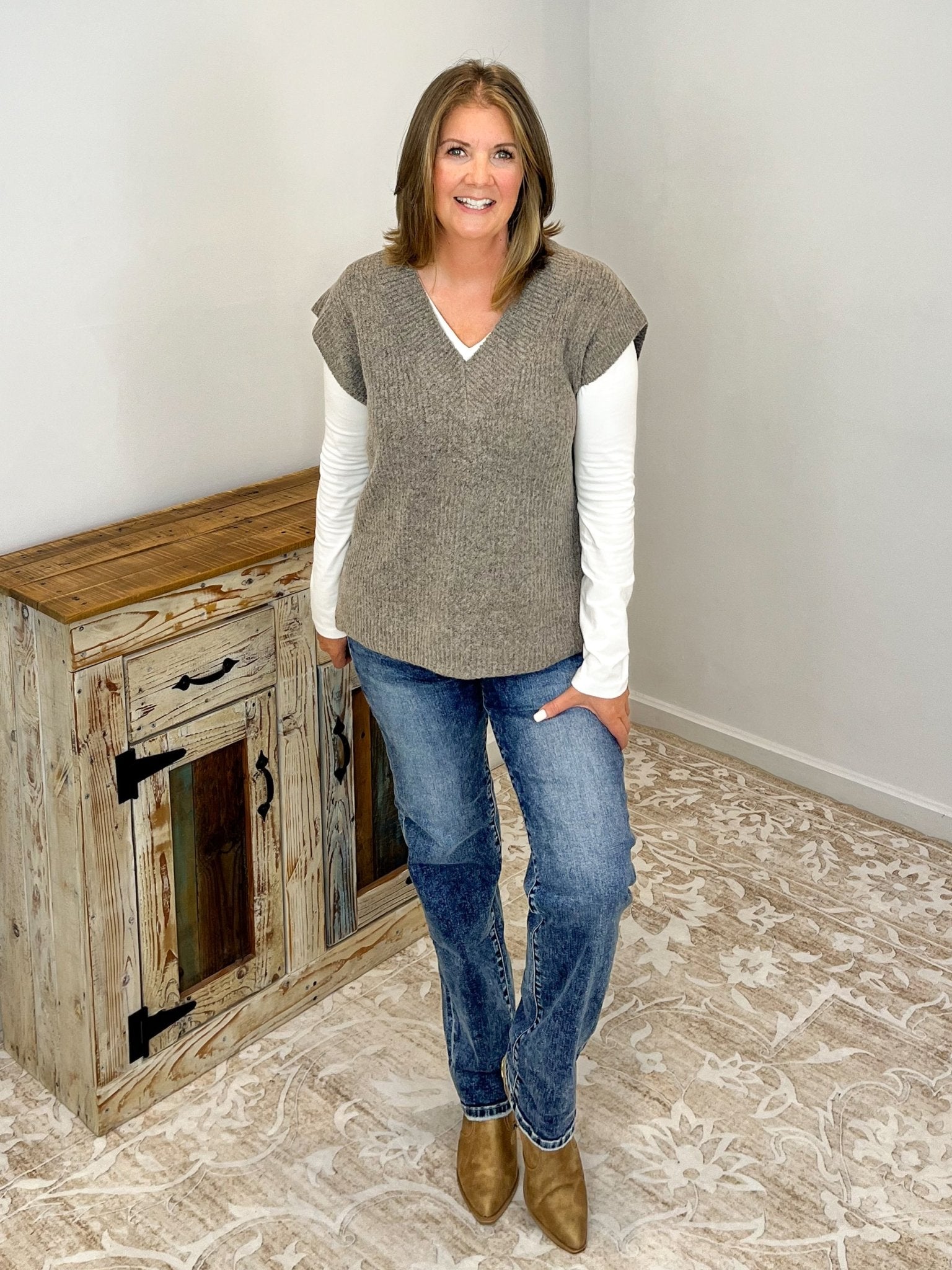 V - Neck Short Sleeve Sweater Vest Top - Mocha - Lavender Hills BeautyZenanaTW - 2582Y - MCH - S