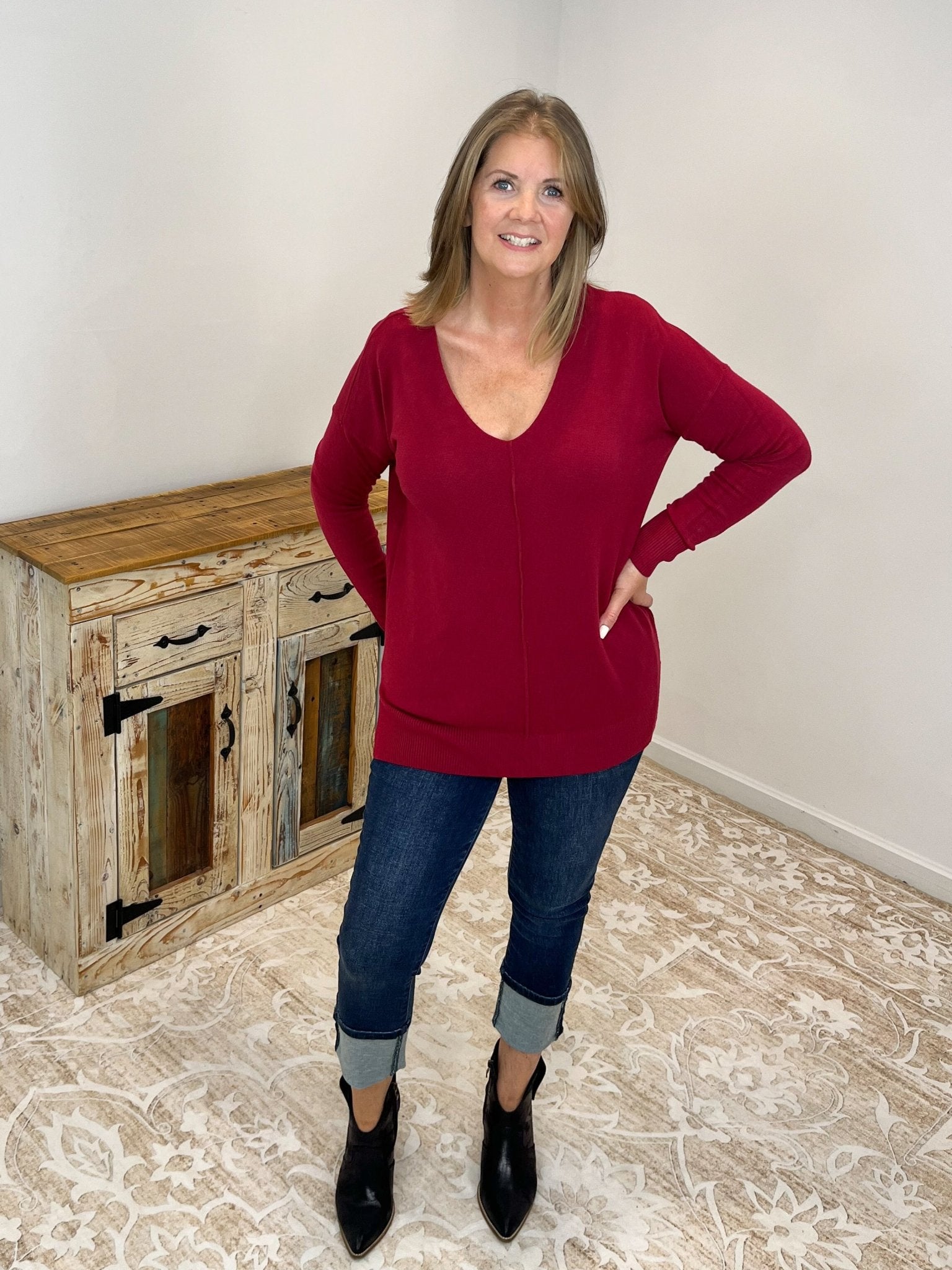 Viscose Front Seam Sweater - Lavender Hills BeautyZenanaTW - 2211D6 - BLK - SM