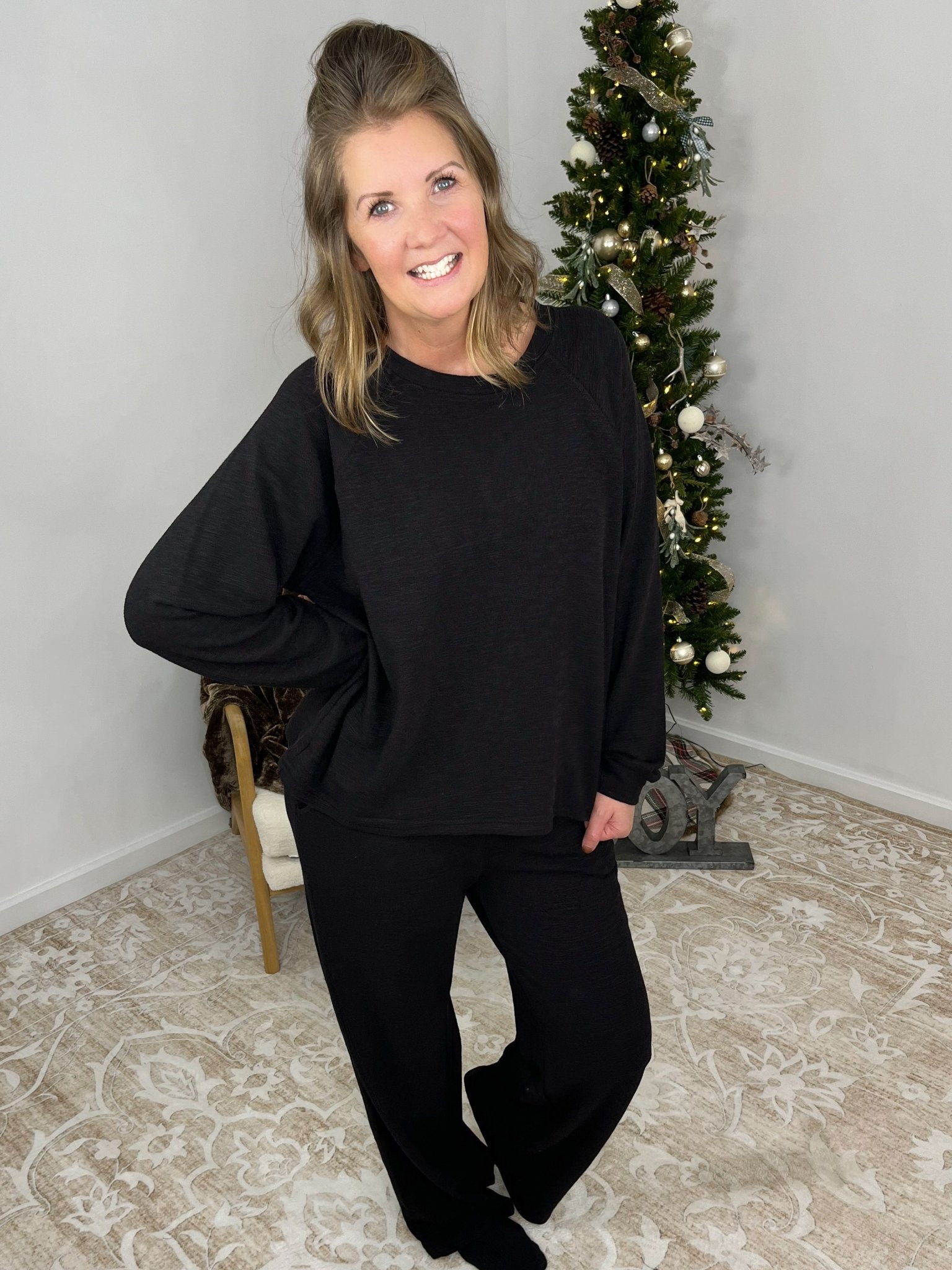 Weekend Mood - 2 Piece Long Sleeve Top & Pants Set - Lavender Hills BeautyZenanaCTCP-3473-BLK-S