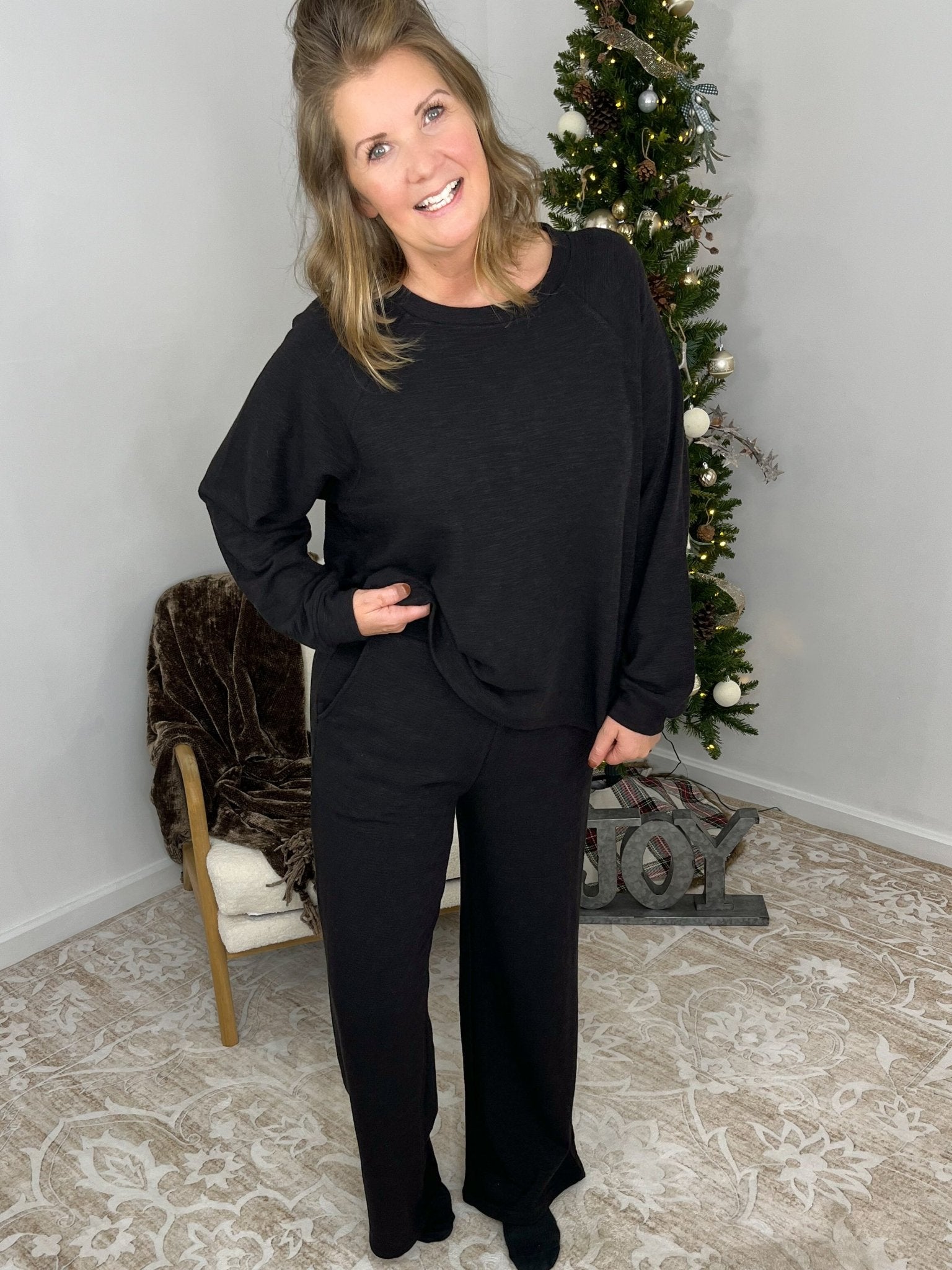 Weekend Mood - 2 Piece Long Sleeve Top & Pants Set - Lavender Hills BeautyZenanaCTCP-3473-BLK-S