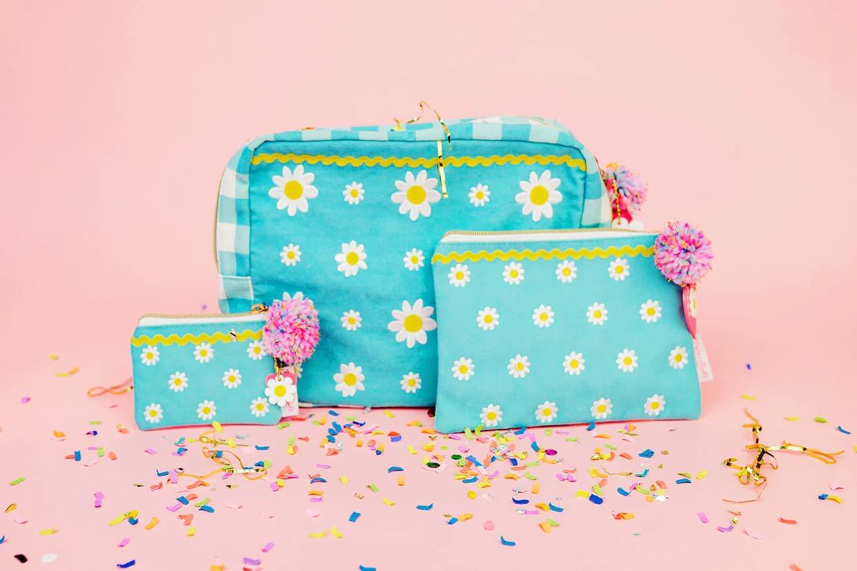 Daisy Darling Pouch Medium - Lavender Hills BeautyTaylor Elliott DesignsPOUCH-16