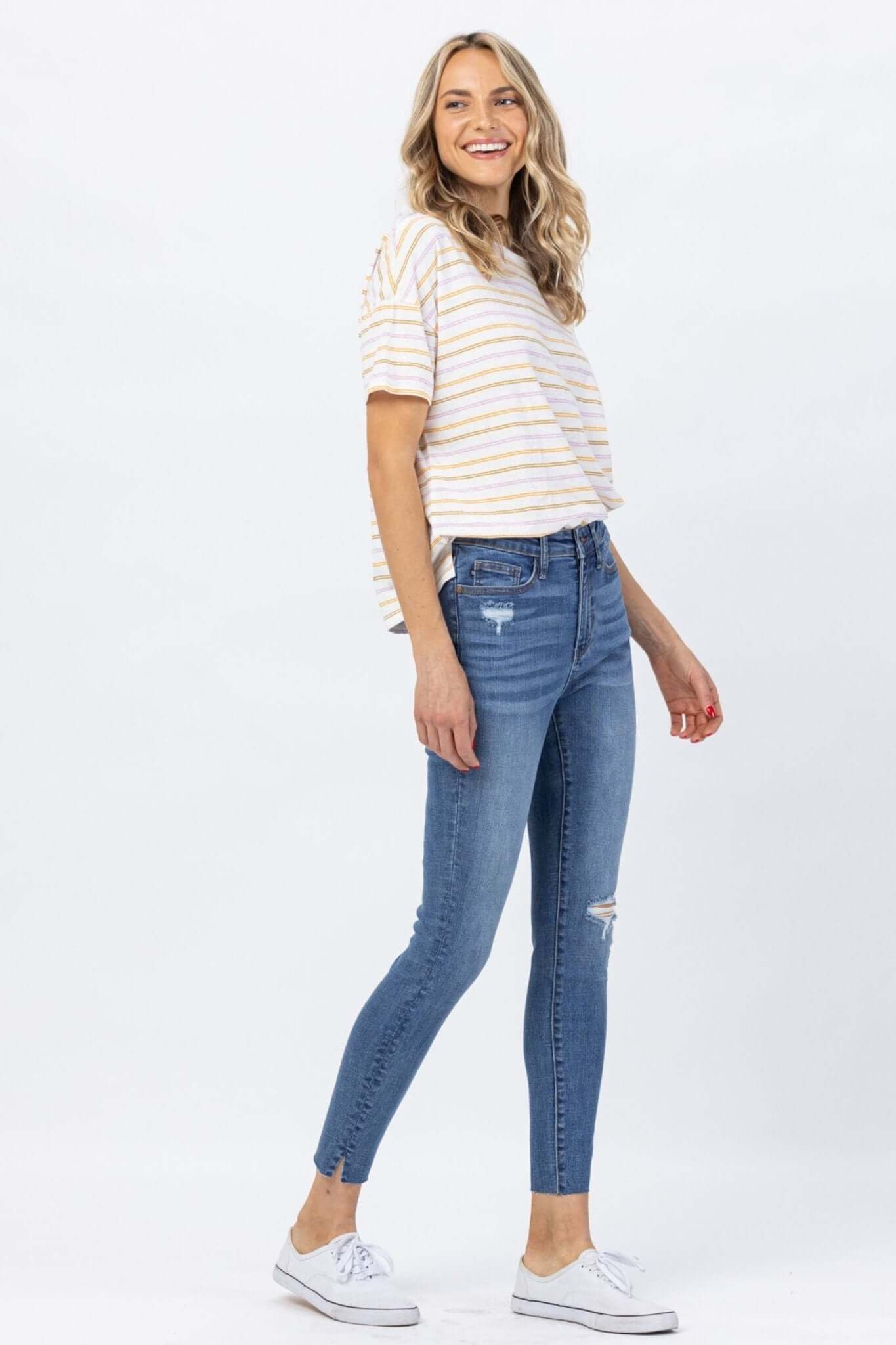 Dandelion Embroidery High Rise Skinny Jeans | Judy Blue | 88415 - Lavender Hills BeautyJudy Blue88415REG-MD-1(25)