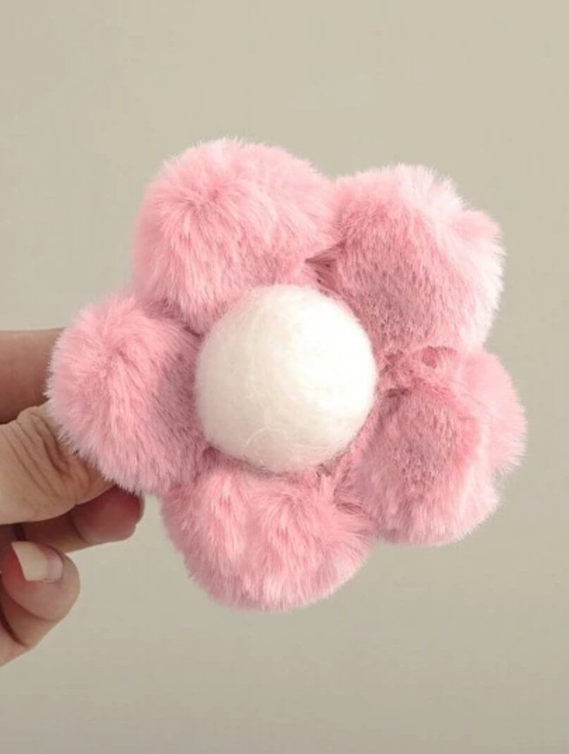 Faux Fur Flower Hair Claw Clip - Lavender Hills BeautyLavender Hills Beautysc2309142580903400