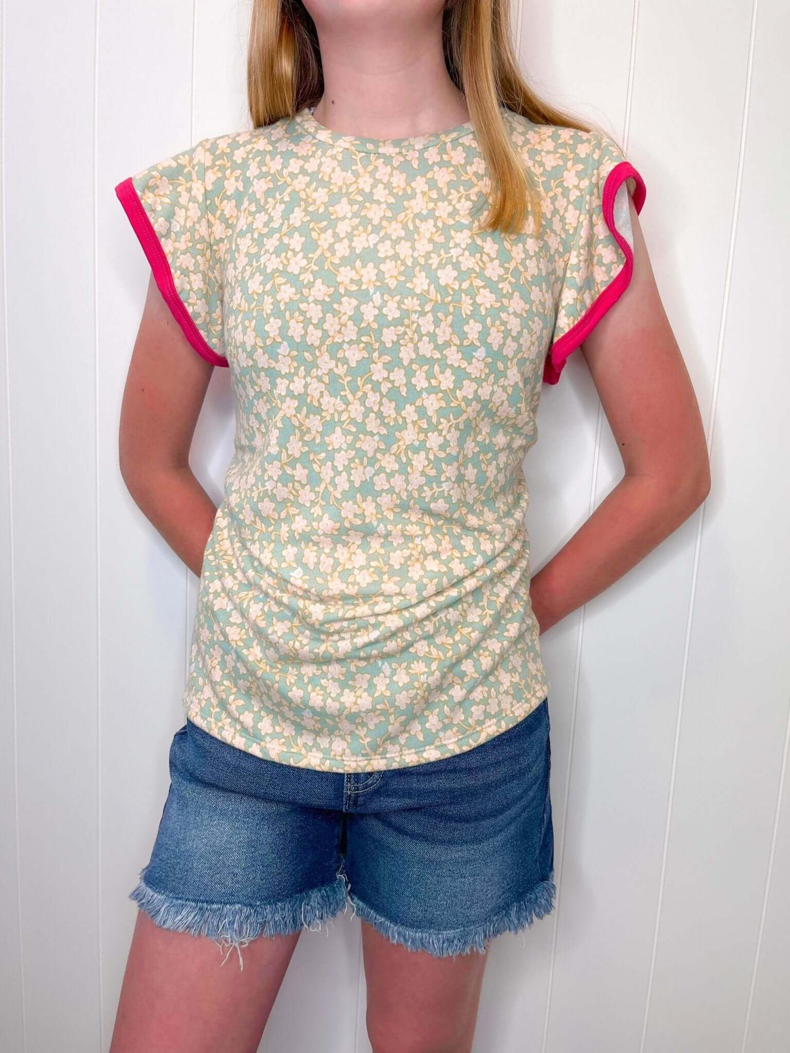 Floral Breeze Ruffle Short Sleeve Top - Lavender Hills BeautyHaptics