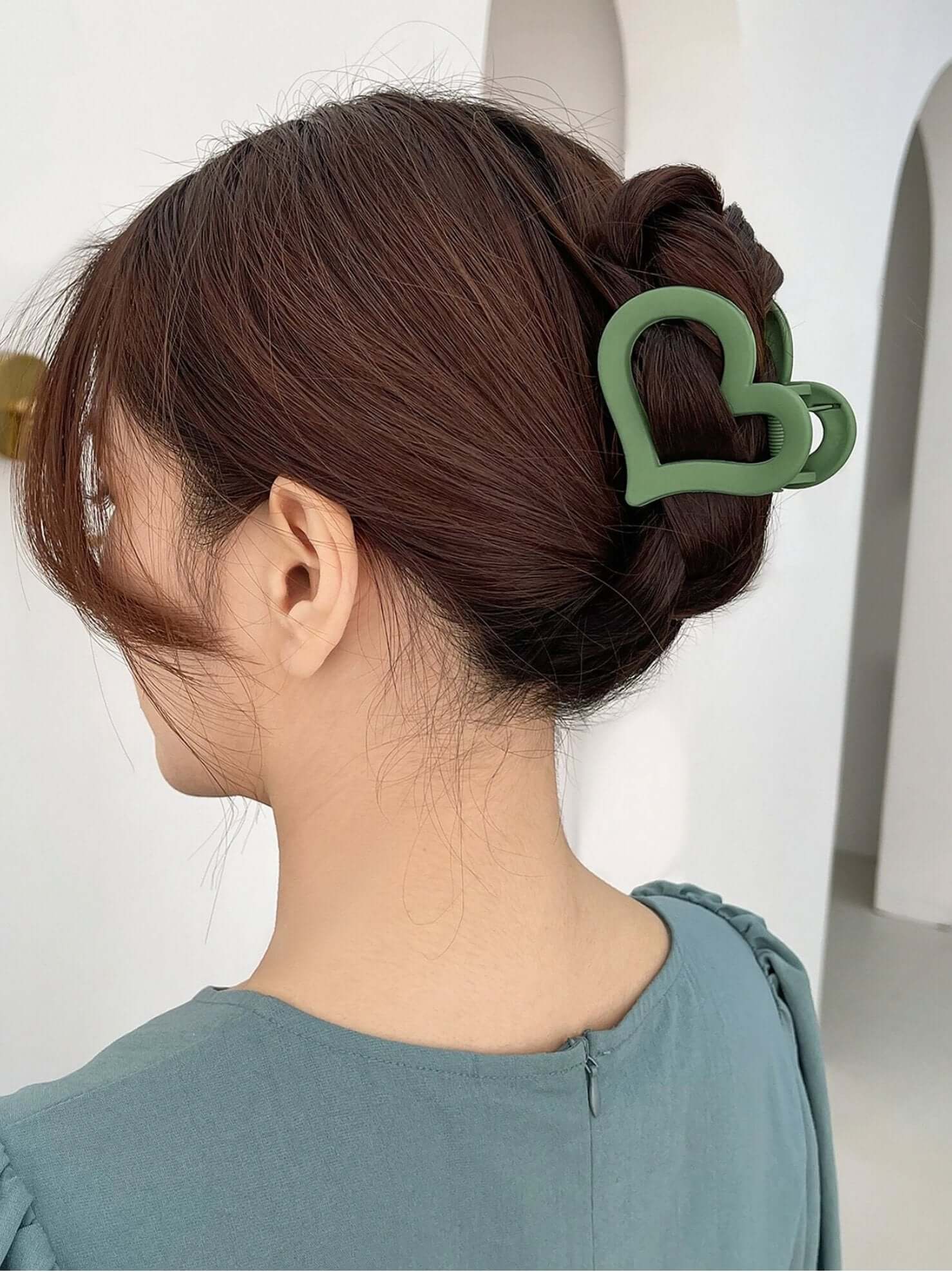 Medium Heart Shape Hair Clip - Green - Lavender Hills BeautyLavender Hills Beauty Studio