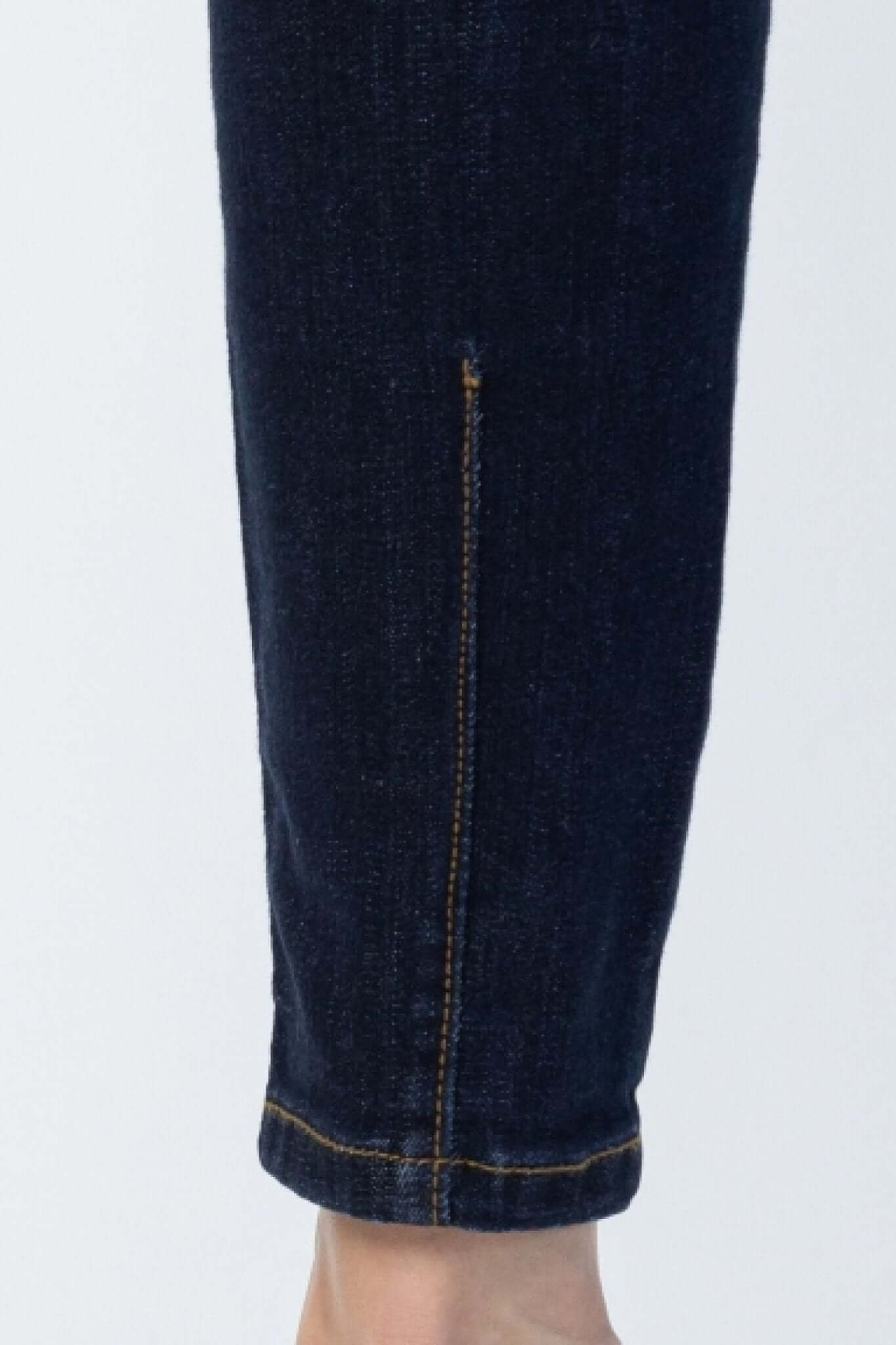 Canyon High Rise Phone Pocket Skinny Jean - Lavender Hills BeautyJudy Blue82409REG-1