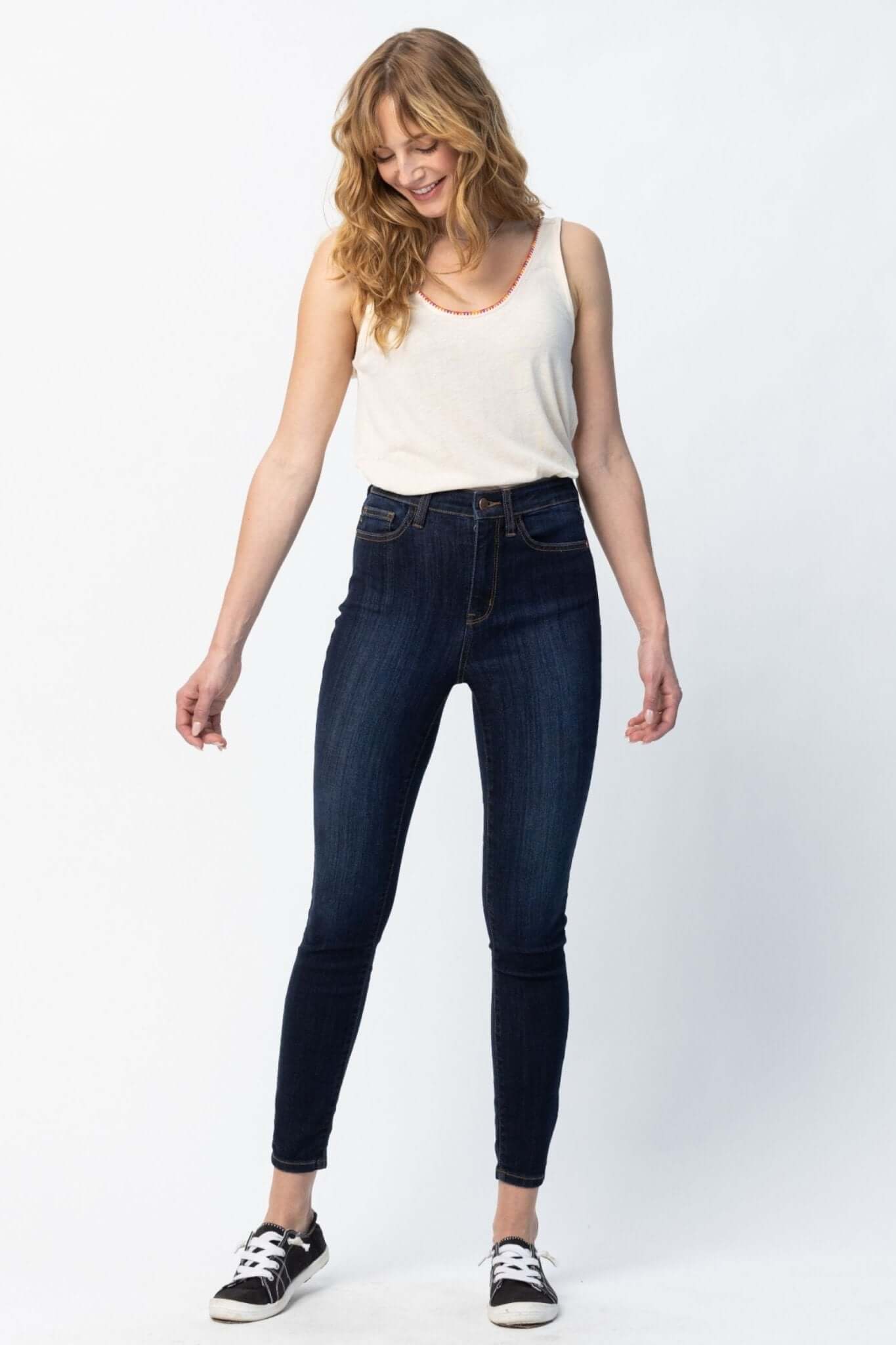 Canyon High Rise Phone Pocket Skinny Jean - Lavender Hills BeautyJudy Blue82409REG-1