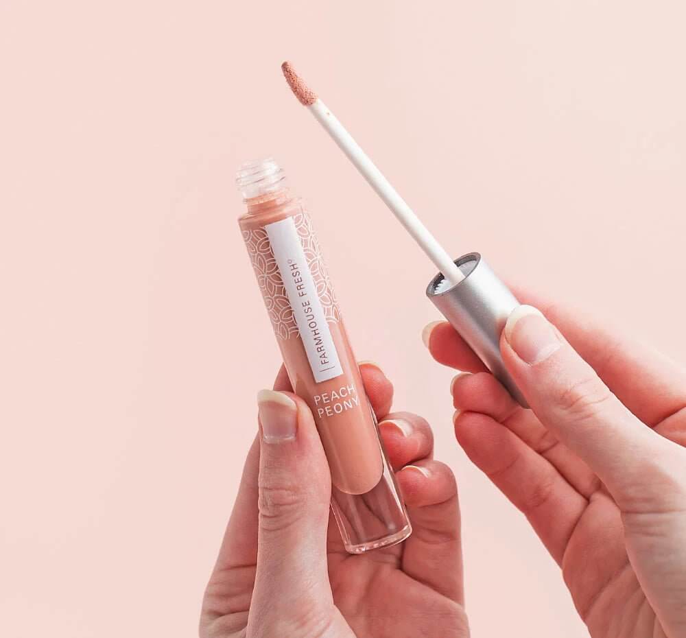 Vitamin Glaze® Oil Infused Lip Gloss – Peach Peony - Lavender Hills BeautyFarmhouse Fresh13929RT