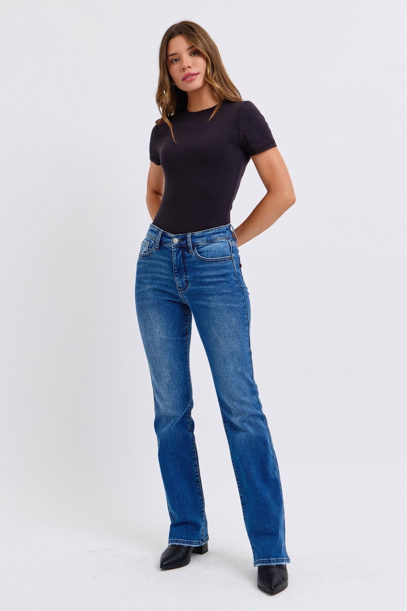 Judy Blue Mid - Rise Thermal Bootcut Jean - Lavender Hills BeautyJudy Blue82621REG - DK - 0(24)