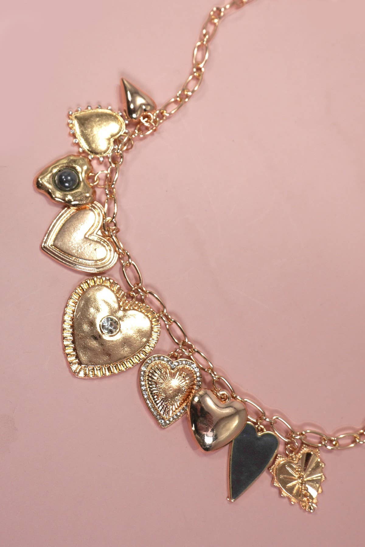 Bold Heart Charm Gold Necklace - Lavender Hills BeautyJosslyn by Wall to Wall80N1300