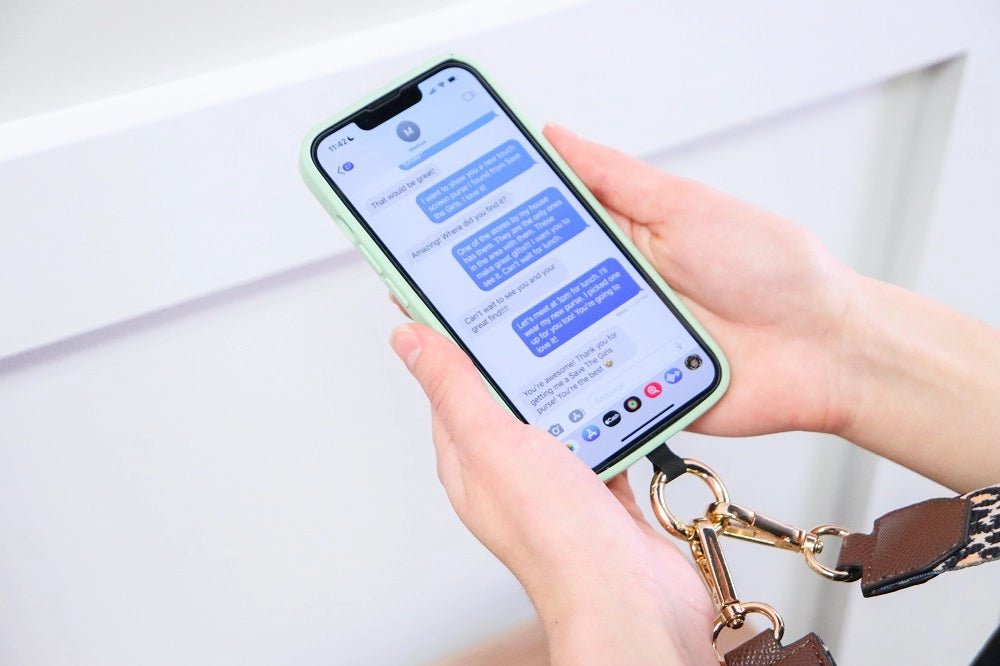 Clip & Go Strap with Pouch - Navy/Brown Leopard - Lavender Hills BeautySave The GirlsCG-1019NL