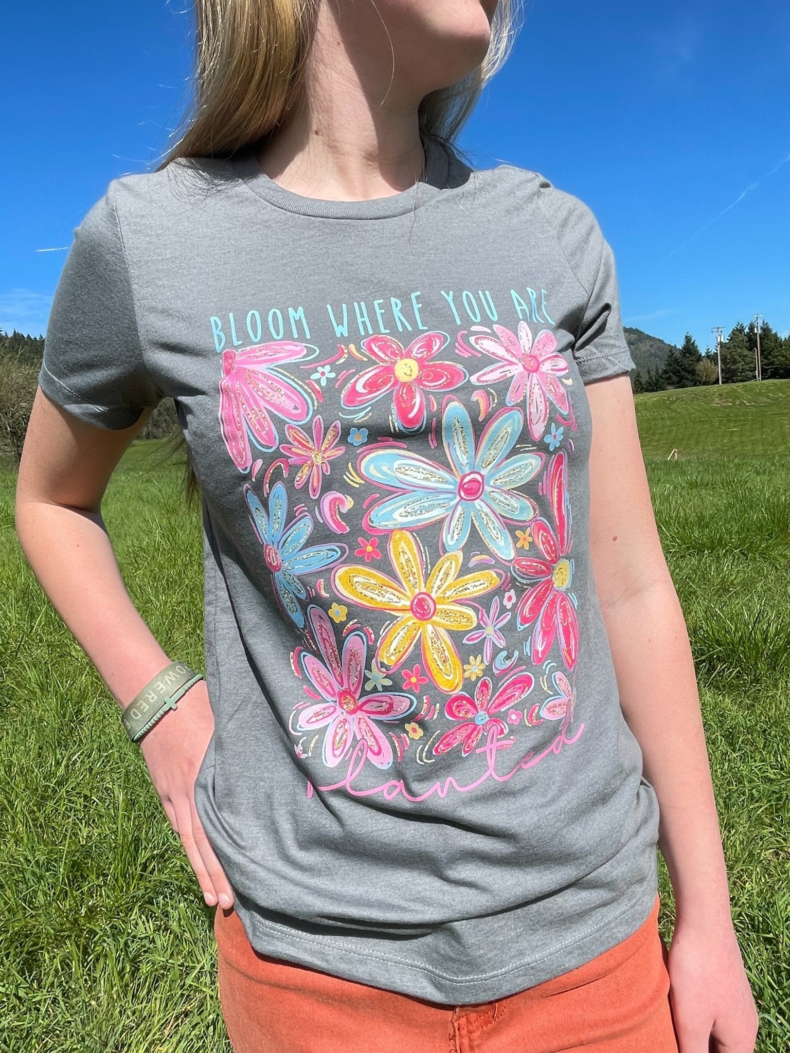 "Bloom Where You Are Planted" Floral Graphic Tee – Soft Gunmetal Grey - Lavender Hills BeautyLavender Hills Beauty