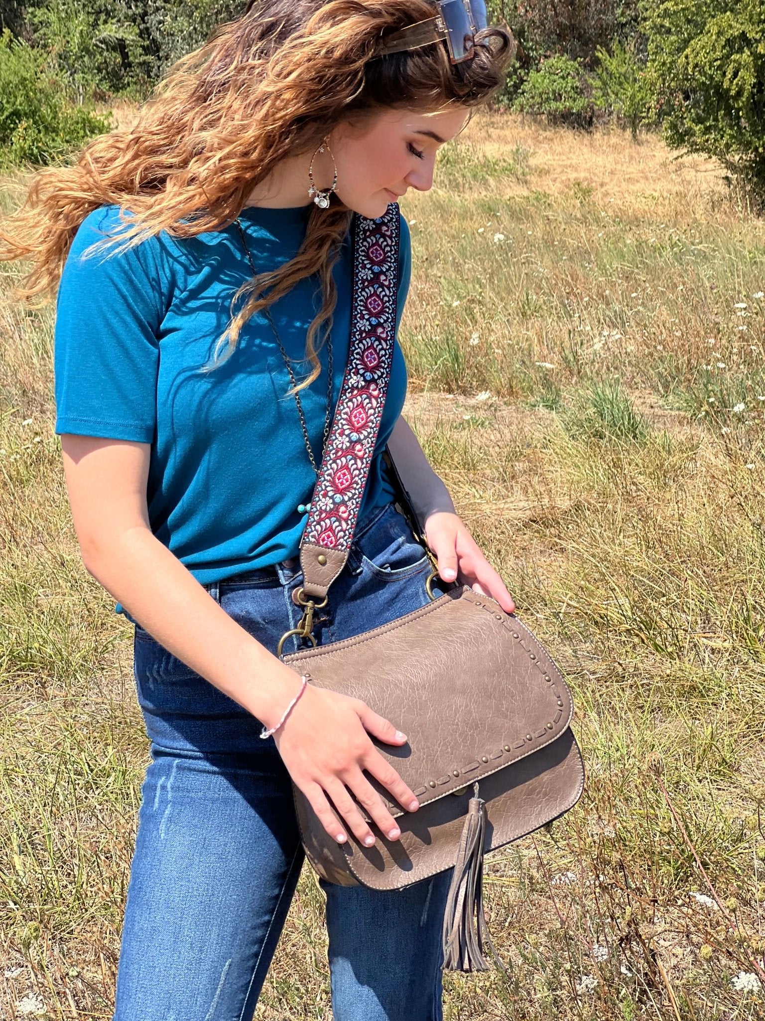 Carlisle Crossbody Purse - Lavender Hills BeautyAmpere Creations