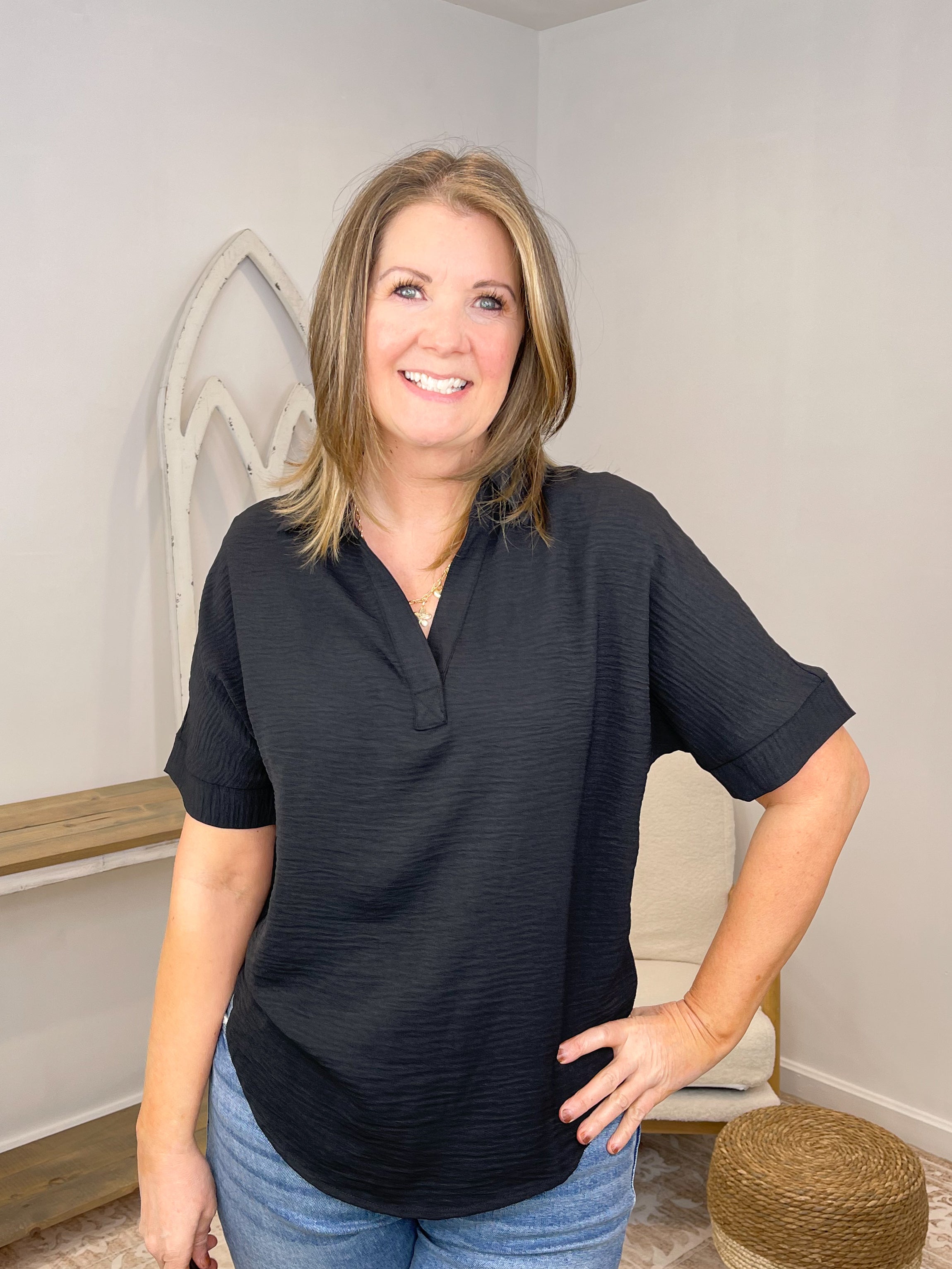 Classic Textured Woven Airflow Collared V-Neck Top