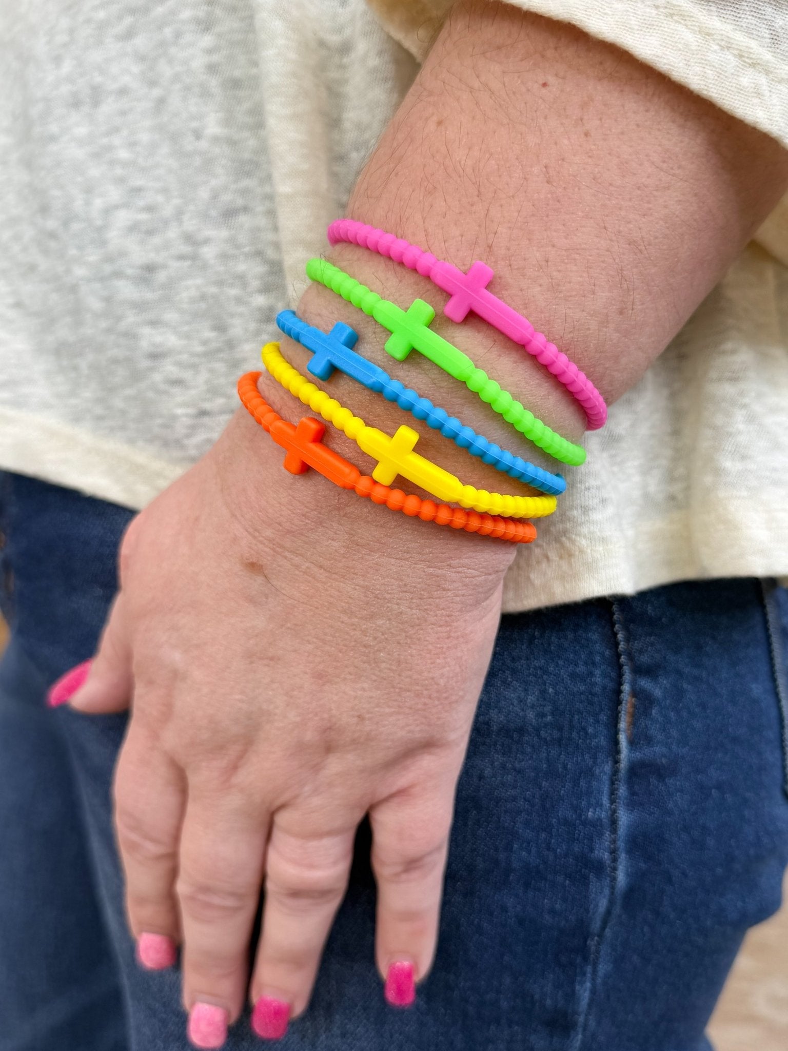 Cross Beaded Silicone Bracelets Set of 5 - Neon - Lavender Hills BeautyLavender Hills BeautyU-609-NEN