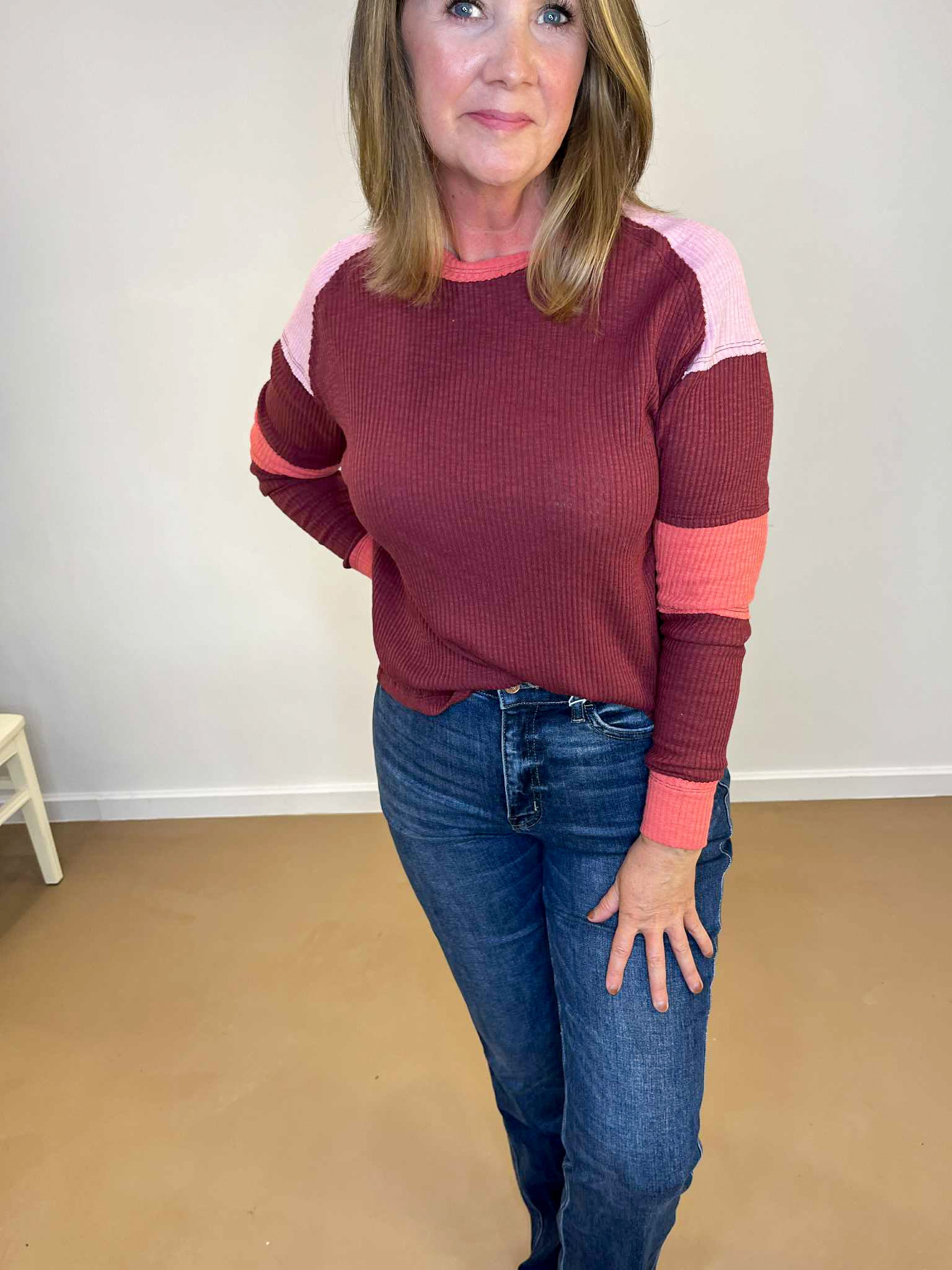 Blush & Brick Colorblock Long Sleeve Pullover Top - Lavender Hills BeautyAMEI & CO8327EK - BUR - S