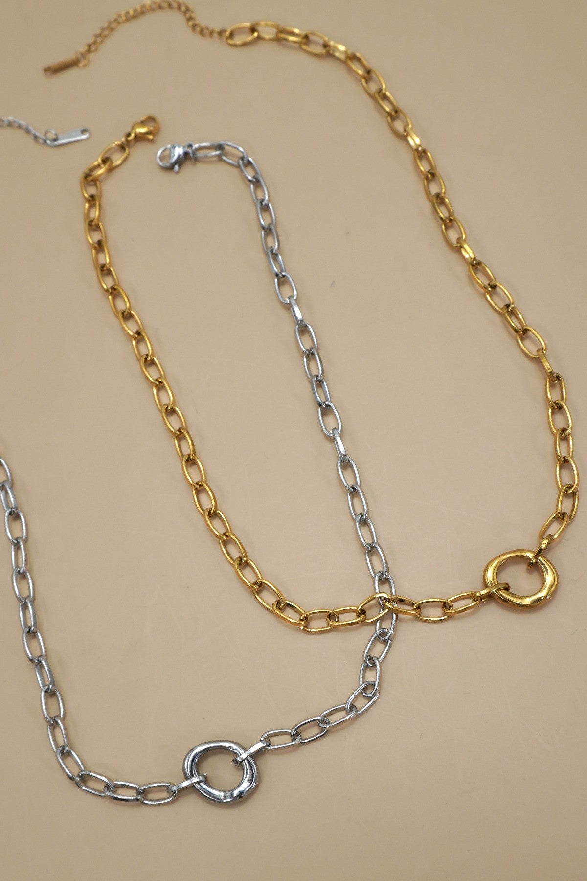 Oval Pendant Paperclip Link Chain Necklace - 18K Tarnish Free - Lavender Hills BeautyJosslyn by Wall to Wall40NK9585-SVR