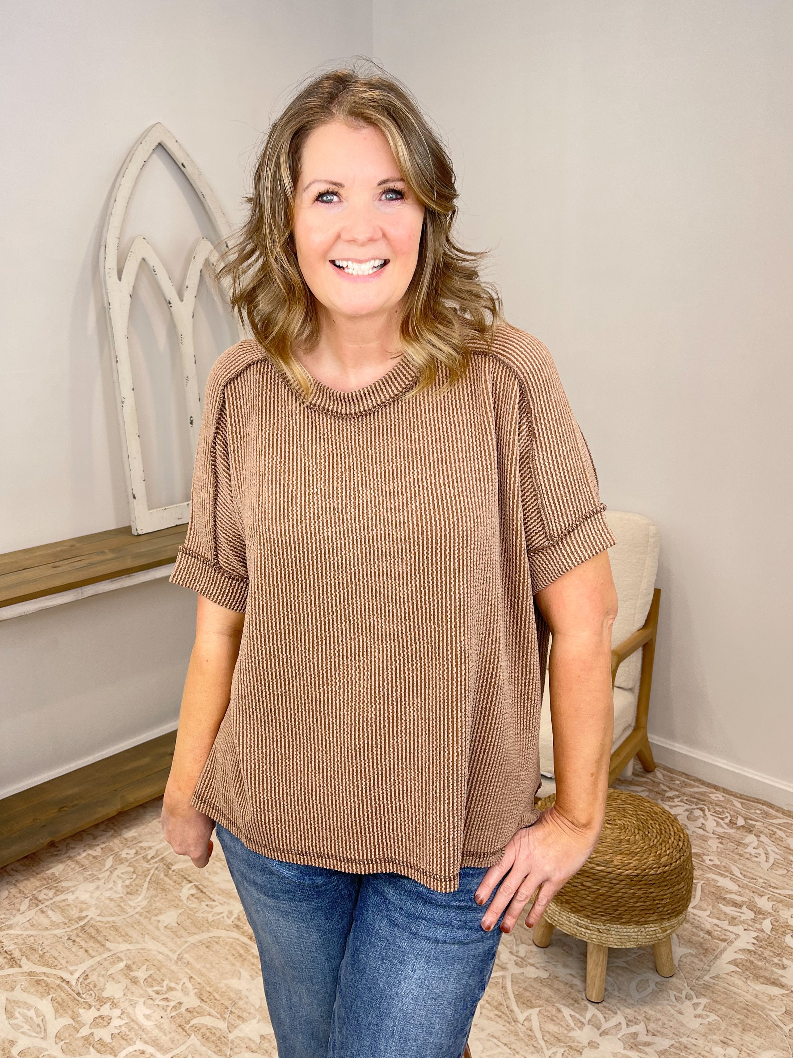 Lux Ribbed Short Sleeve Hi-Low Top Shirt