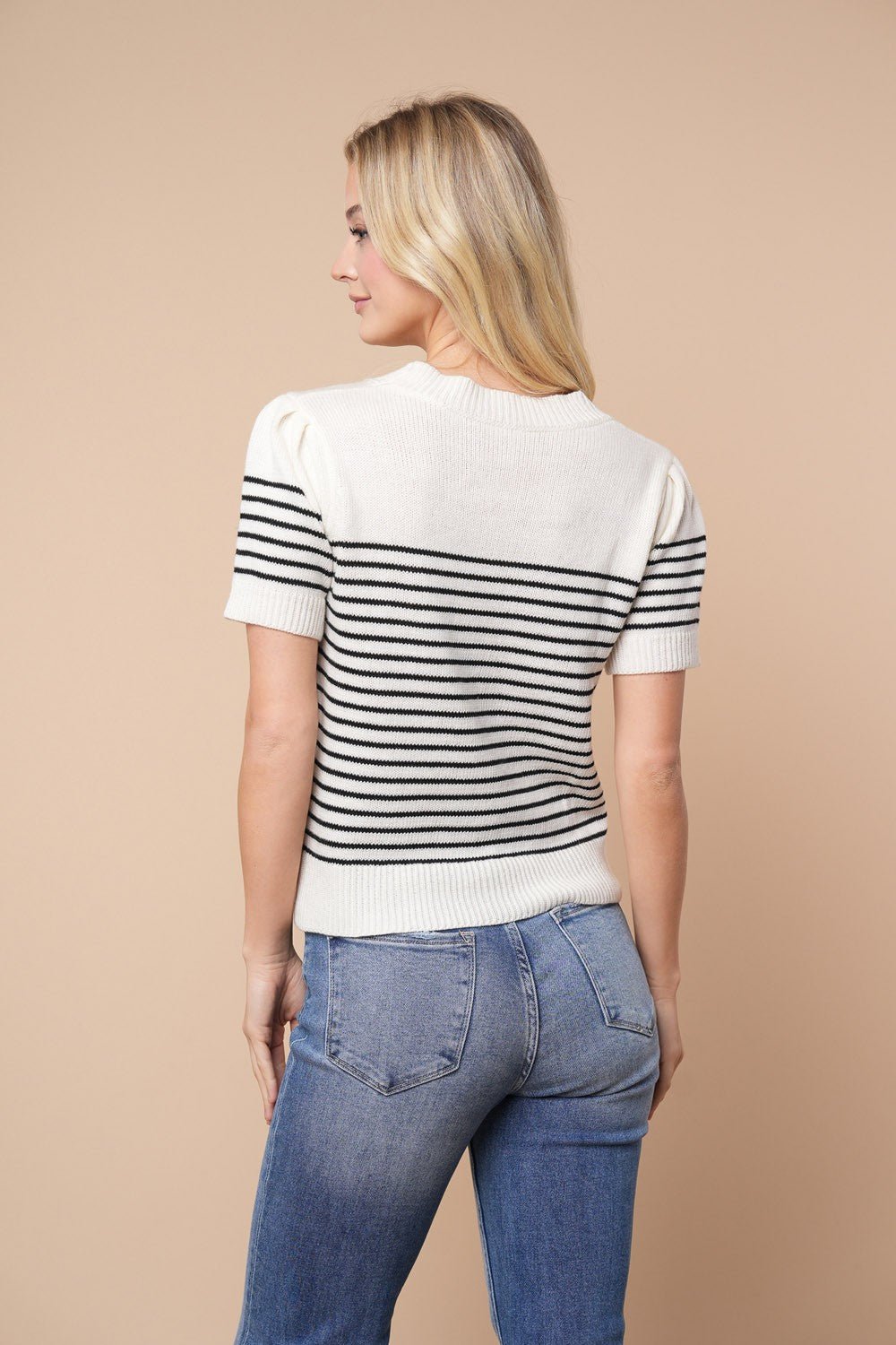 White & Black Striped Lightweight Crew Knit Top - Lavender Hills BeautyWhite BirchT10565XL - S