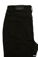 Load image into Gallery viewer, Classic Mid-Rise Straight Leg Black Jeans | Zenana
